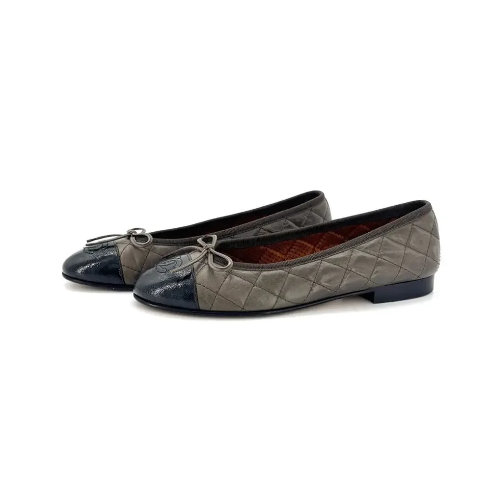 Chanel Crumpled Calfskin Quilted CC Bow Cap Toe Ballerina Flats 37